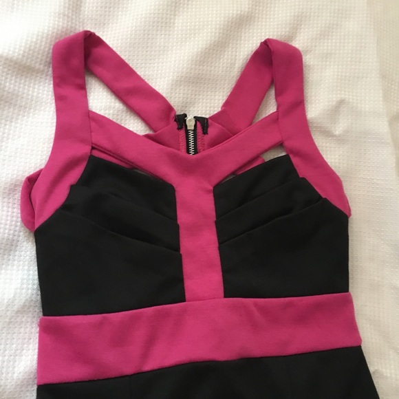 Pink and black dress with cut out details - small - Picture 3 of 10